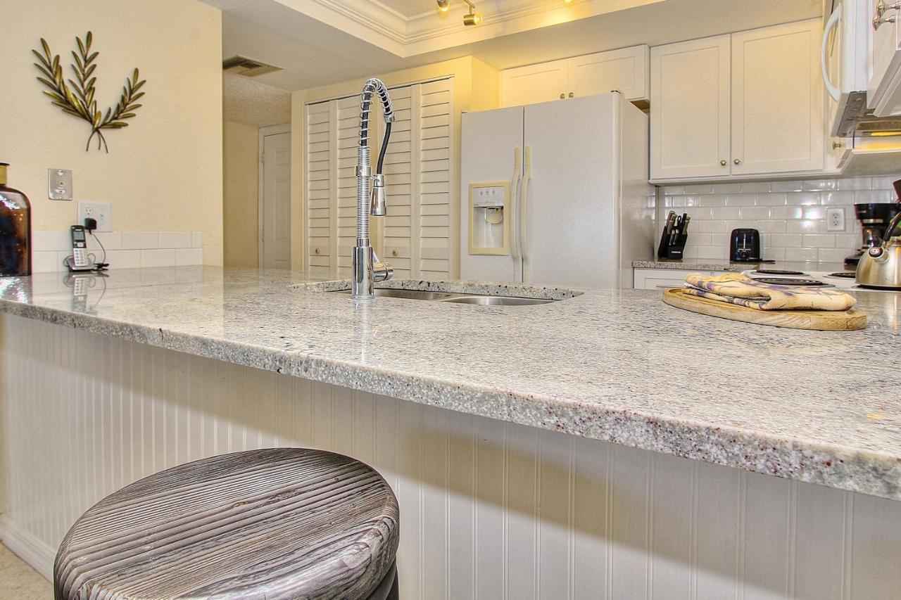 Beach Cottage 2402 Clearwater Beach Dış mekan fotoğraf